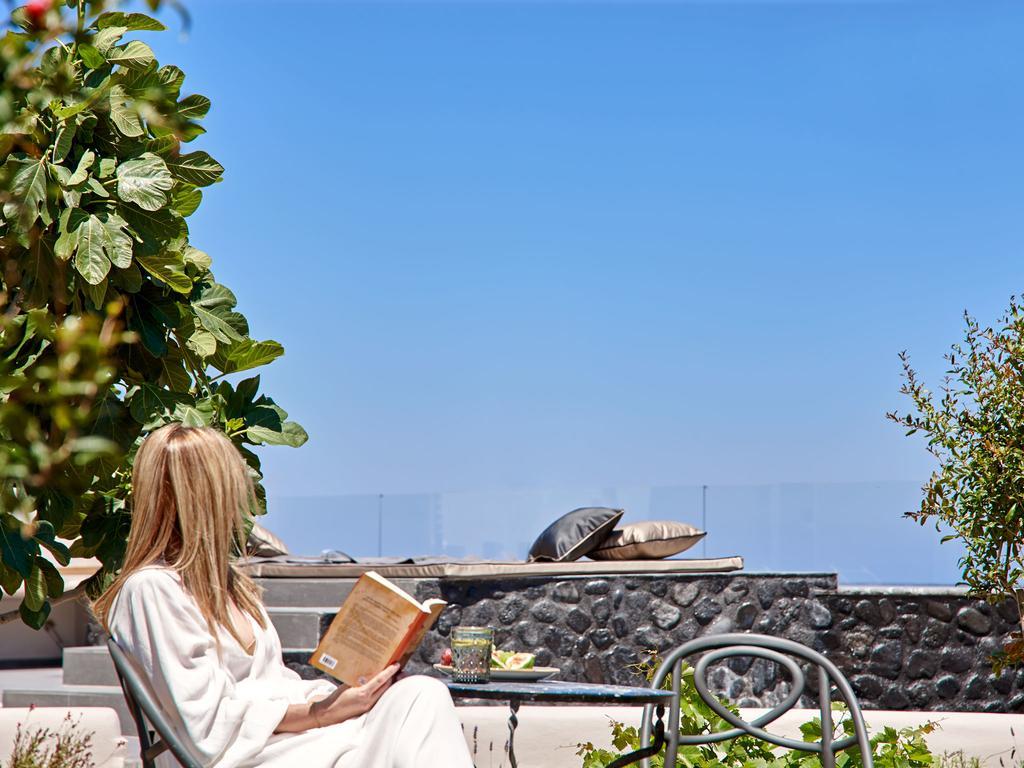 Incognito Beach Villa Santorini Kamari  Exterior photo